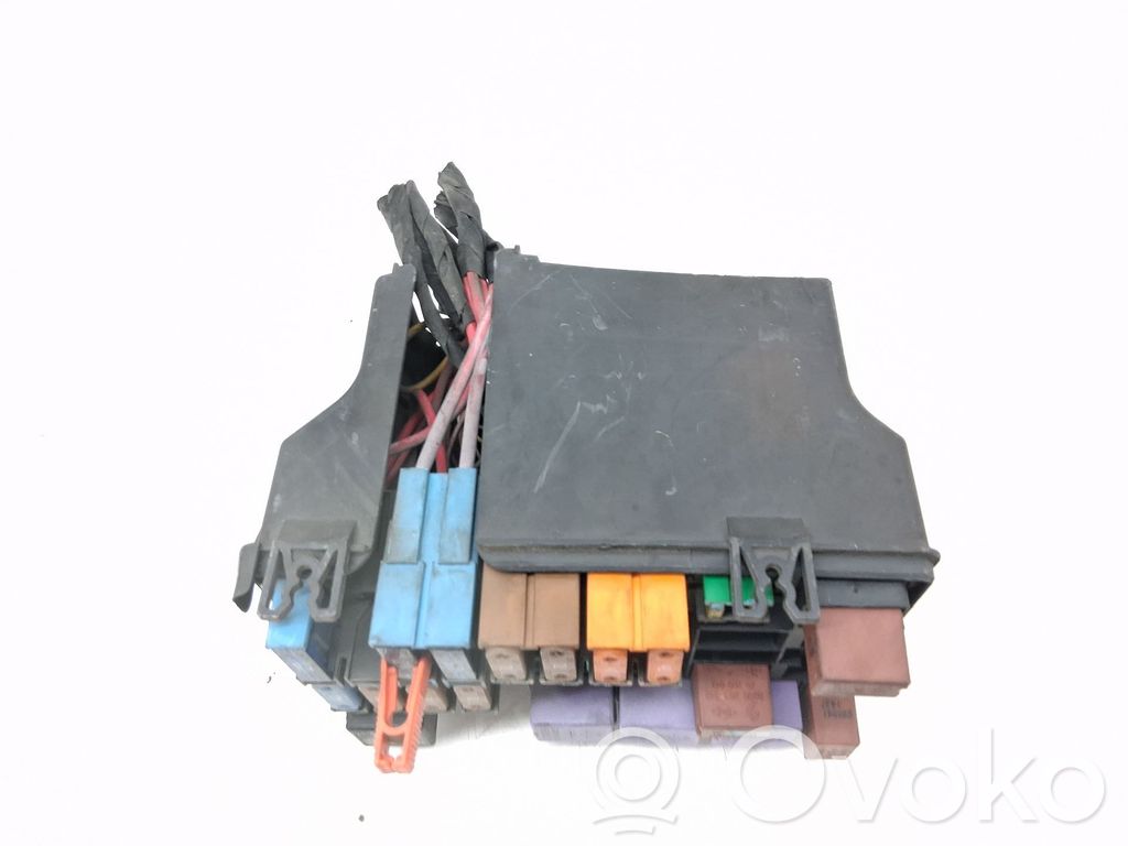 Renault Laguna III Module de fusibles 