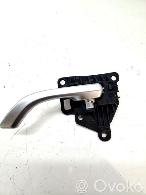 Manecilla interna de puerta corredera   82610G4010VCS