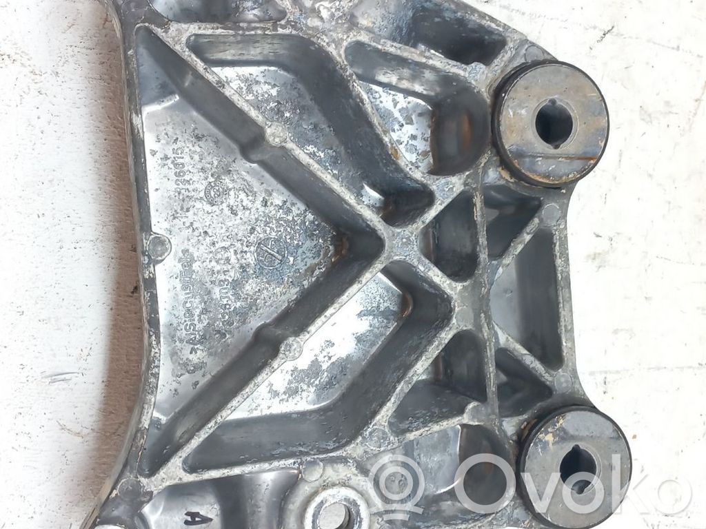 Soporte de montaje del motor   9847852080