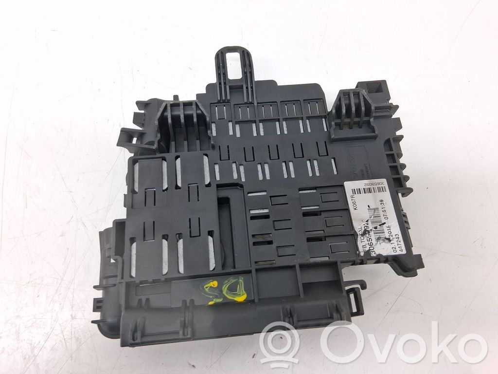 Module de fusibles   30659092