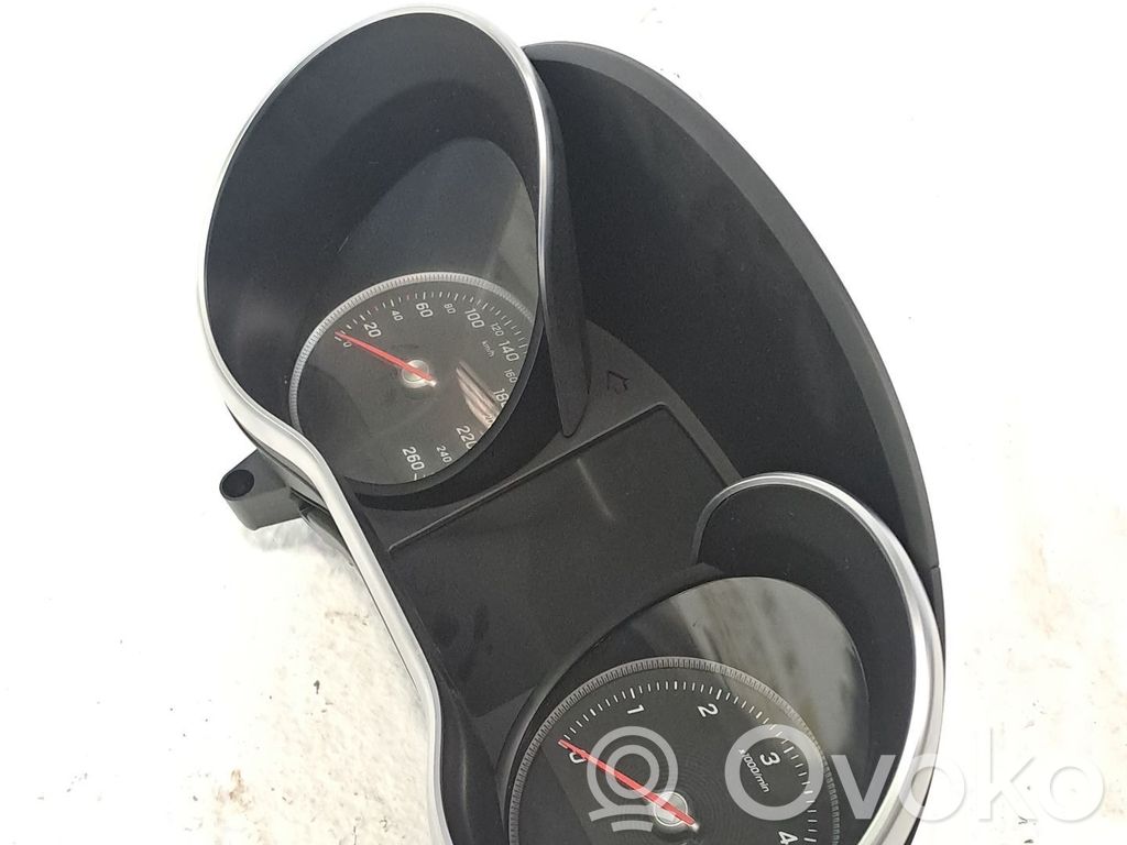 Mercedes-Benz GLC C254 Tachimetro (quadro strumenti)
