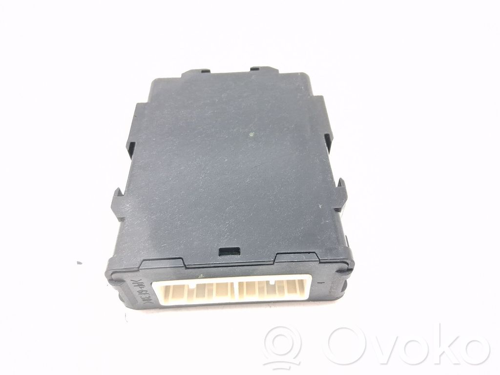 Toyota Auris 150 Modul de control caroserie central 