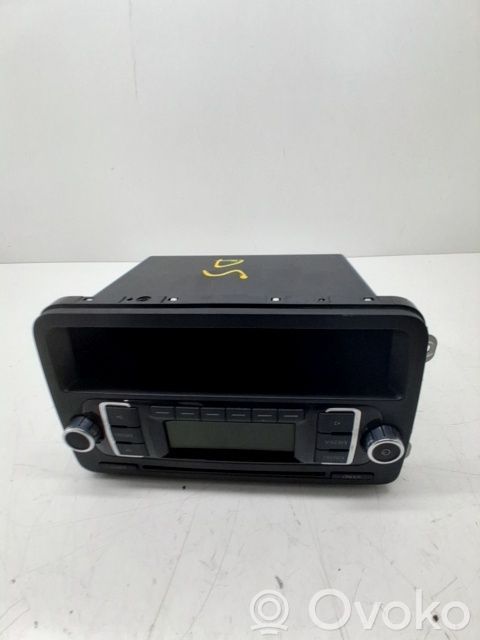 Panel / Radioodtwarzacz CD/DVD/GPS   5M0057156D