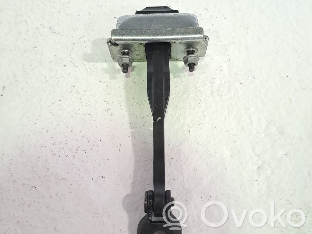 Ford Ecosport Etuoven pidätin 