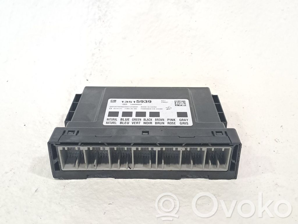 Opel Corsa E Unidad de control/módulo de carrocería central 