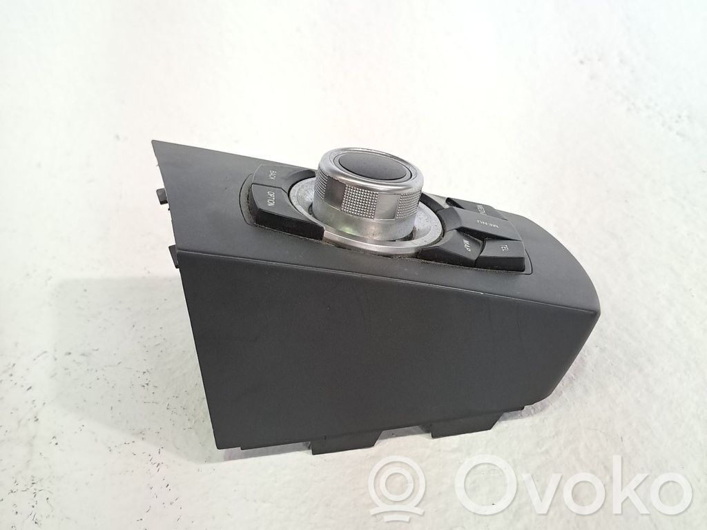 BMW X3 E83 Interruptores/botones de la columna de dirección 