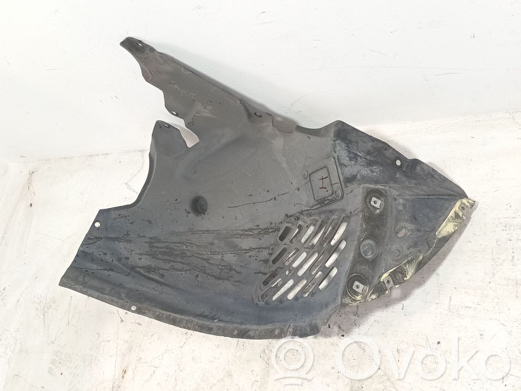 BMW X3 E83 Apărători interioare aripă roată față 