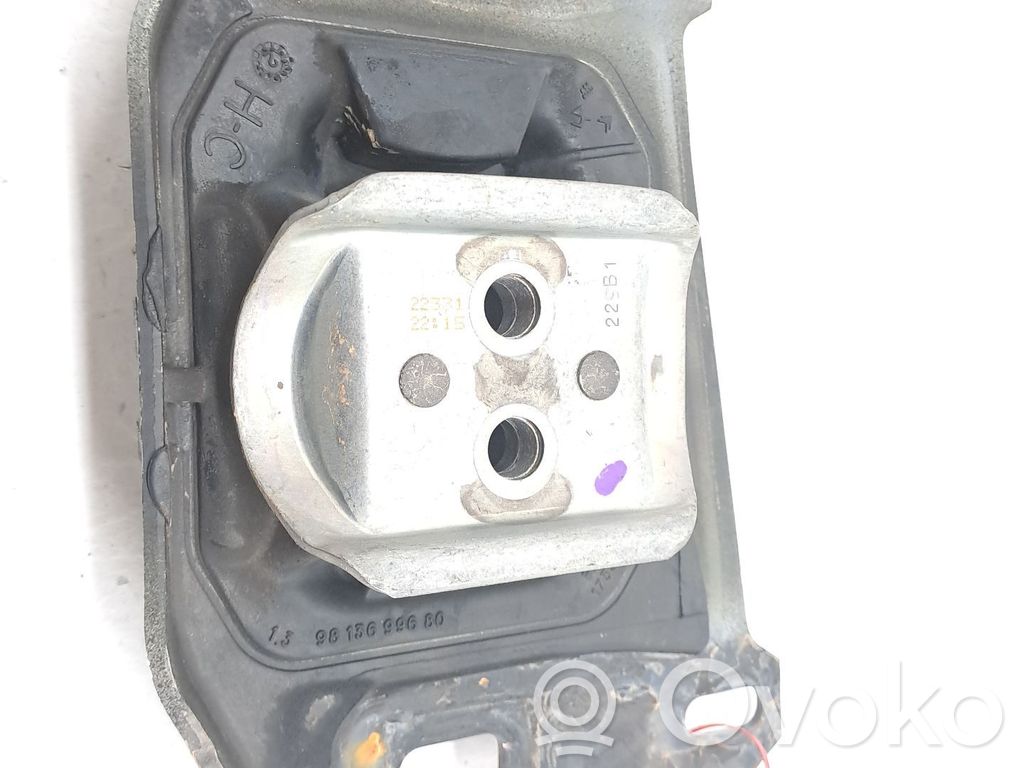 Soporte de la caja de cambios   9673768480