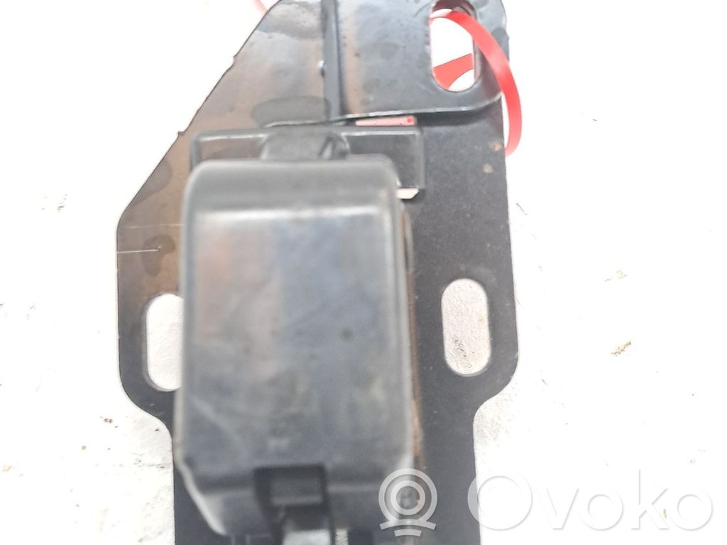 Opel Vivaro Tailgate lock latch 