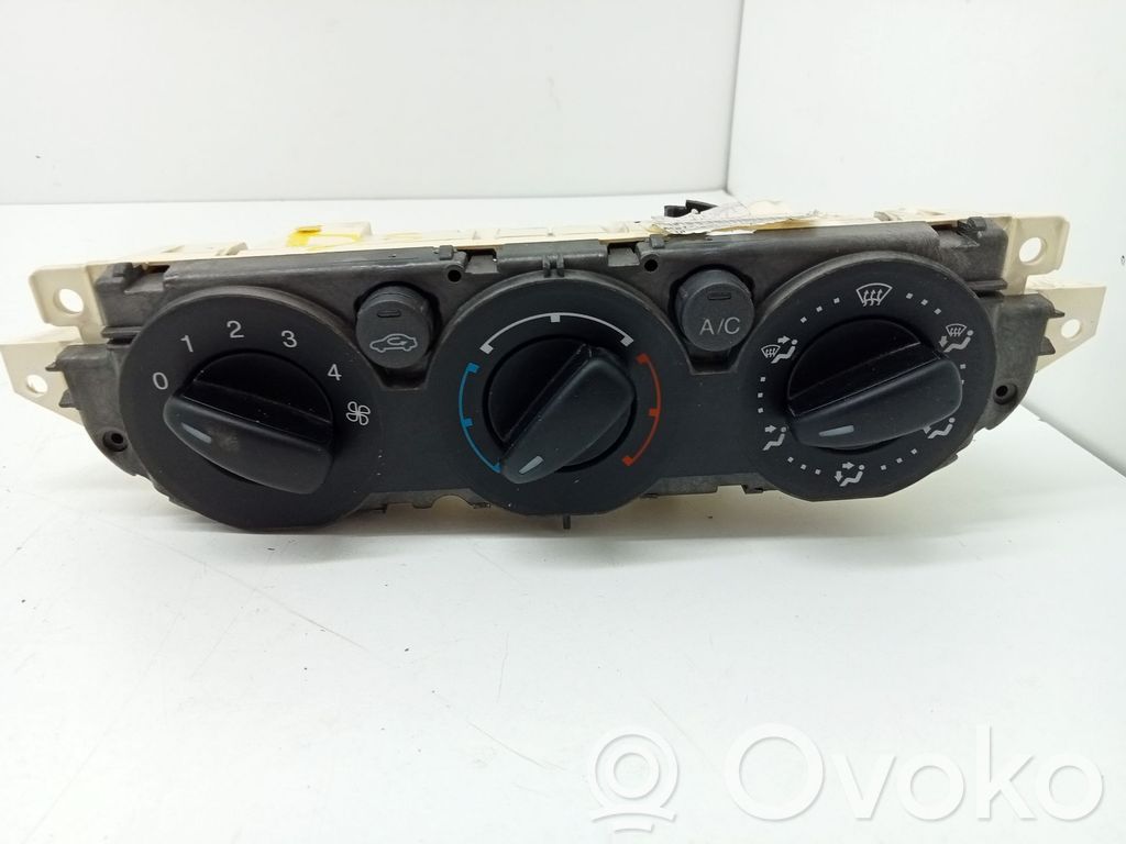 Panel klimatyzacji   1374165,3M5T19980AC