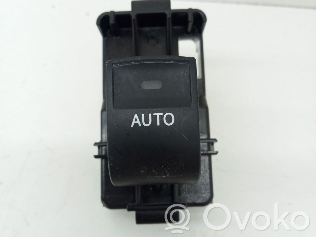 Comutator comandă geamuri electrice   8481033120