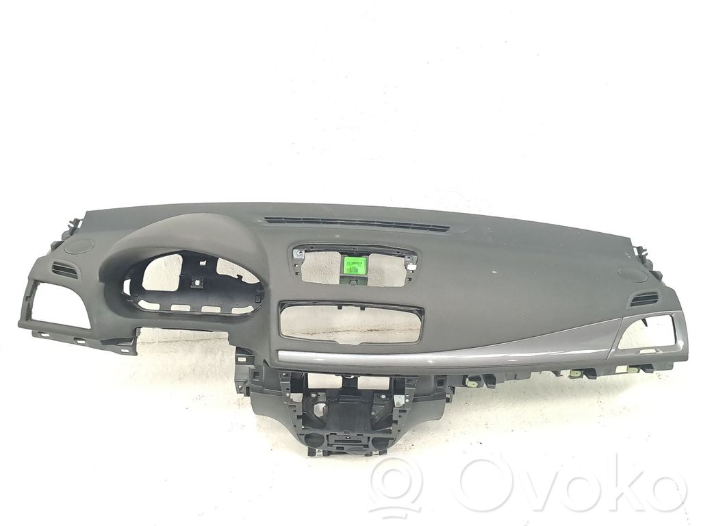 Renault Megane III Panelė 