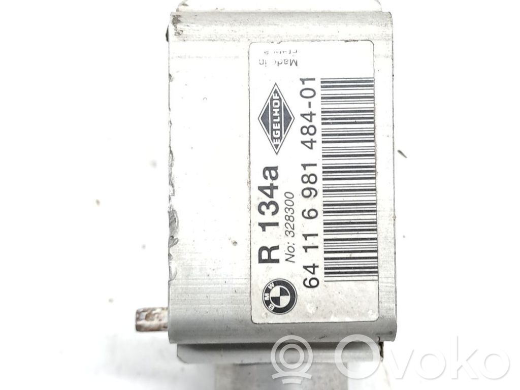 Manguito/racor flexible para A/C   64119226078,64116981484