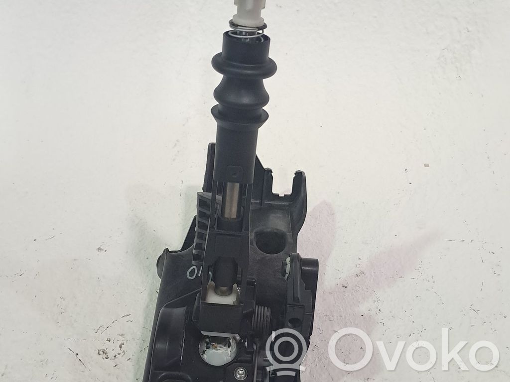 Nissan Qashqai Drążek zmiany biegów 