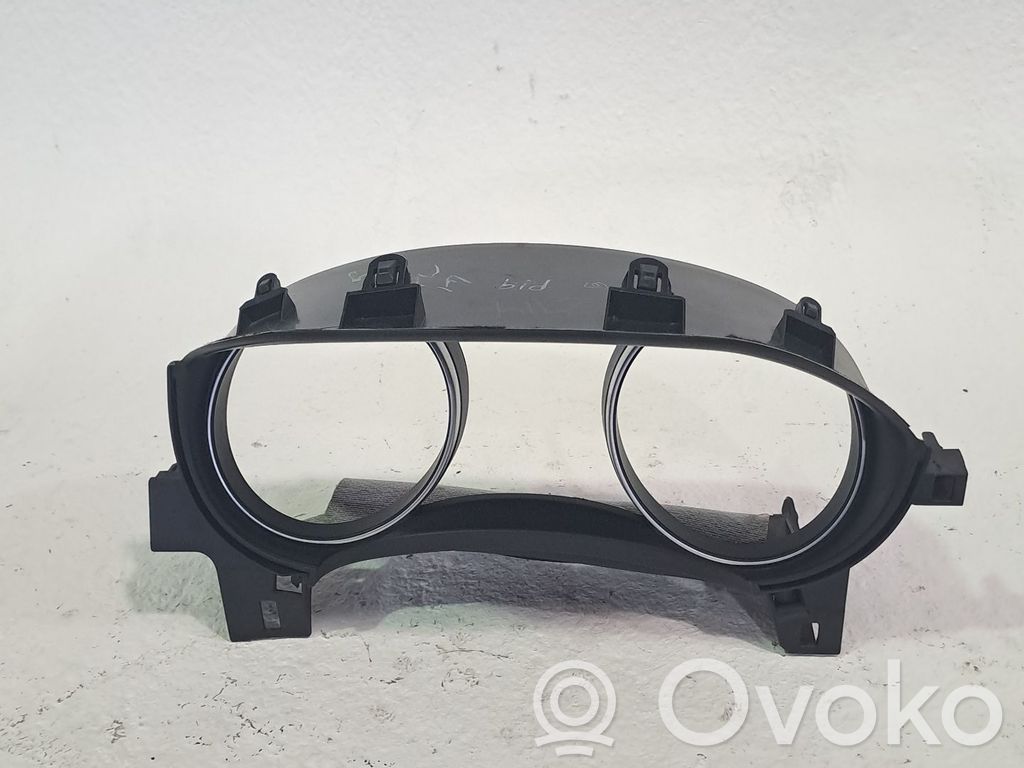 Otras partes del panel de instrumentos   68240HV00A