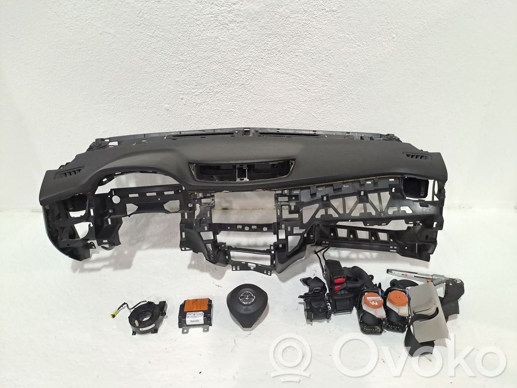 Set scaune   682004EH1A,985154EA0A,98510HV00A