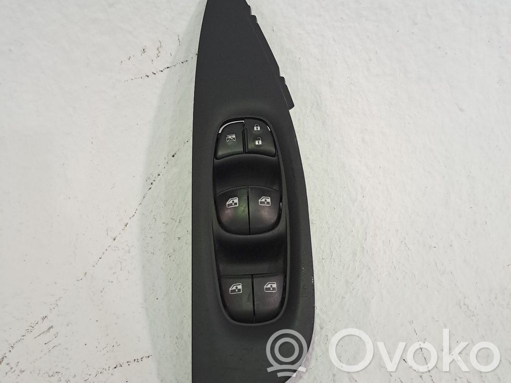 Nissan Qashqai Comutator comandă geamuri electrice