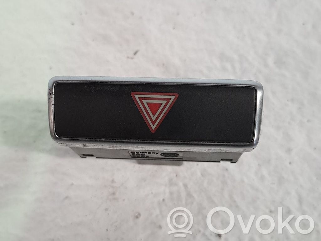 Hazard light switch   7N0953509CXSH