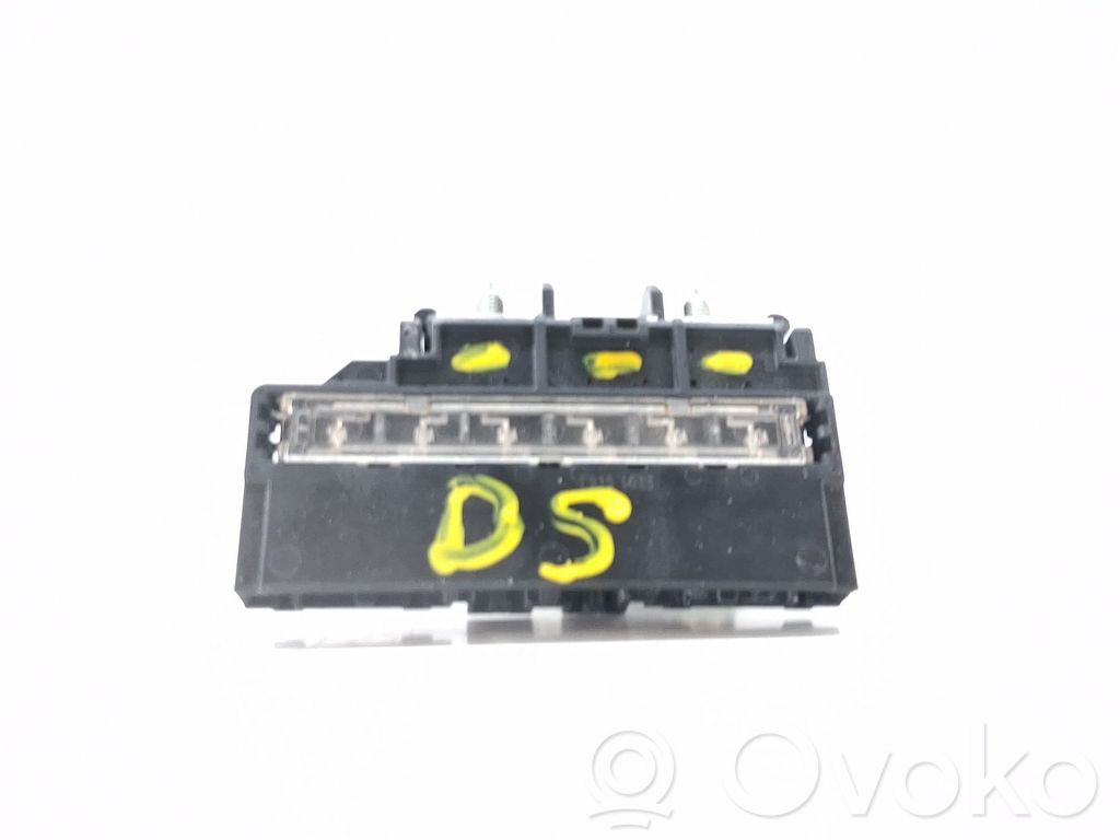 Módulo de fusible   243806LA0A