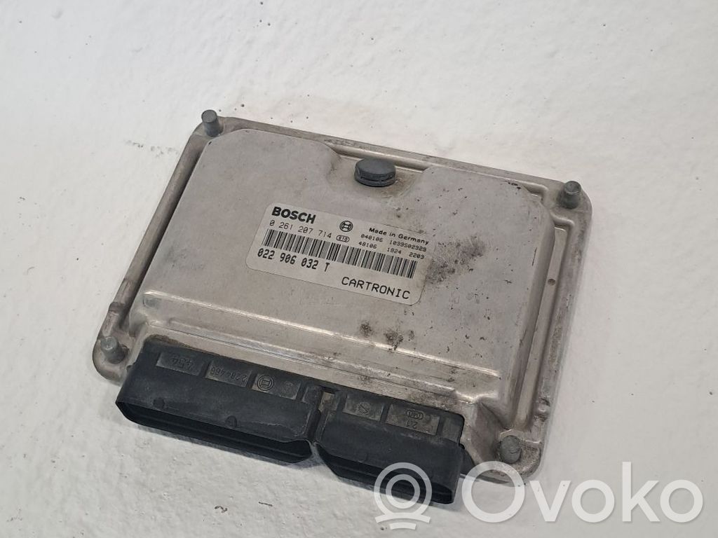 Engine control unit/module ECU   022906032