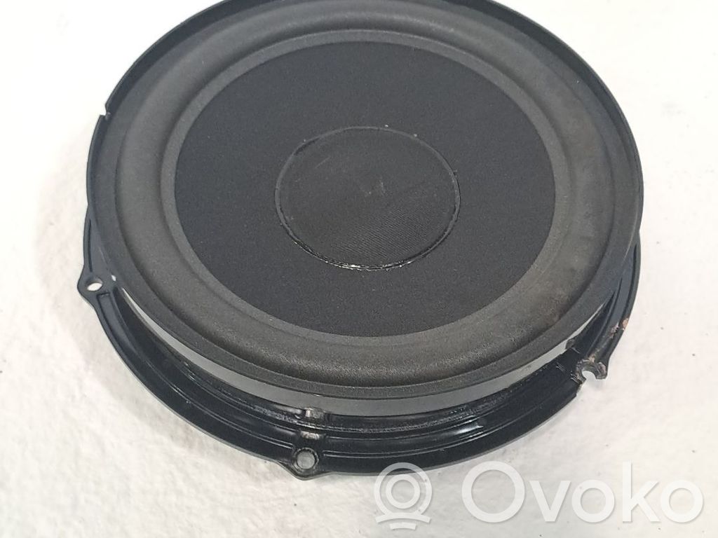 Porsche Cayenne (9PA) Etuoven kaiutin 