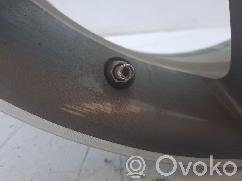 R24-kevytmetallivanne   10485512