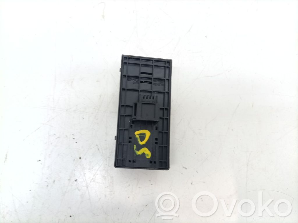 Interrupteur commade lève-vitre   8K0959851FV10