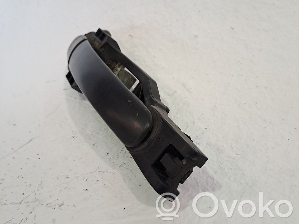 Manecilla externa puerta trasera   5P0839885A,3B0837207F3FZ