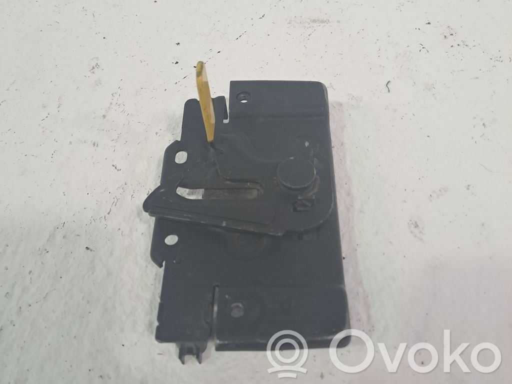 Ford Fiesta Cârlig/ureche fixare 