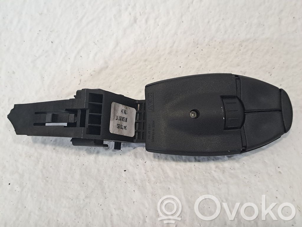 Peugeot 206 Pulsanti/interruttori sul volante 