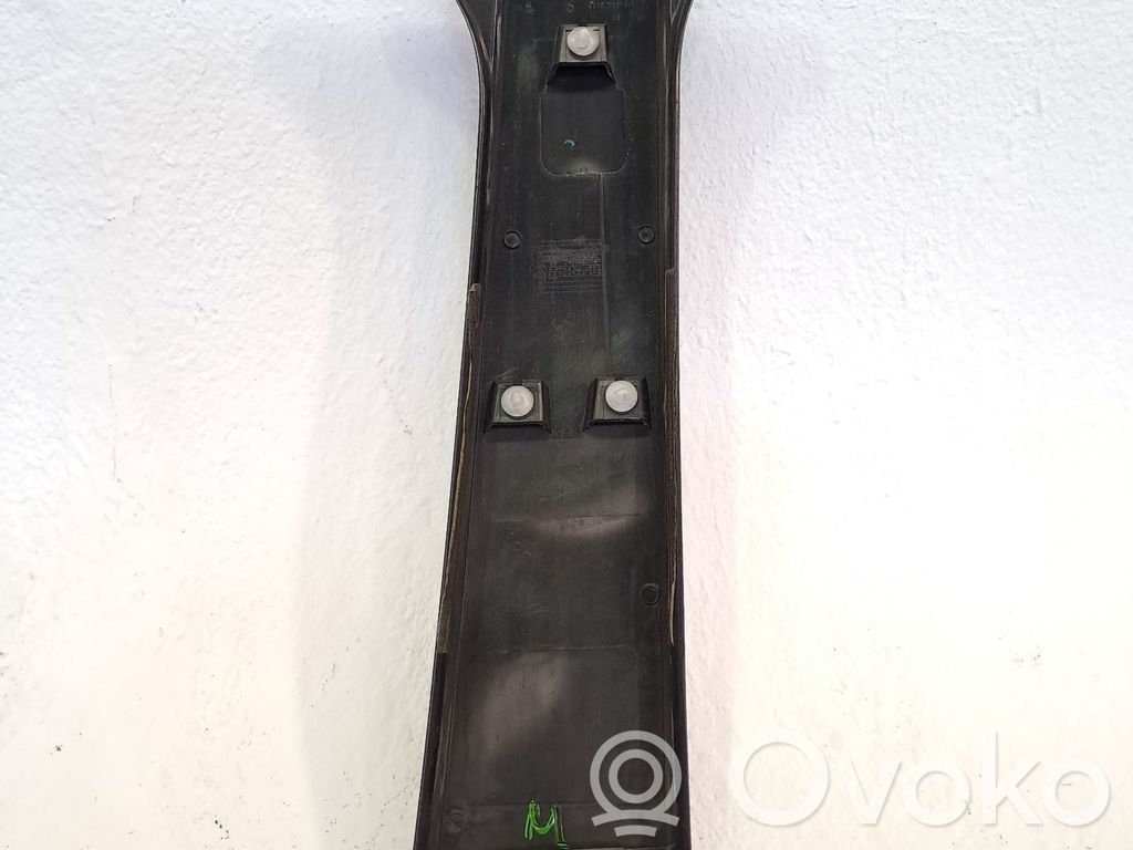 Moldura embellecedora   8200096315
