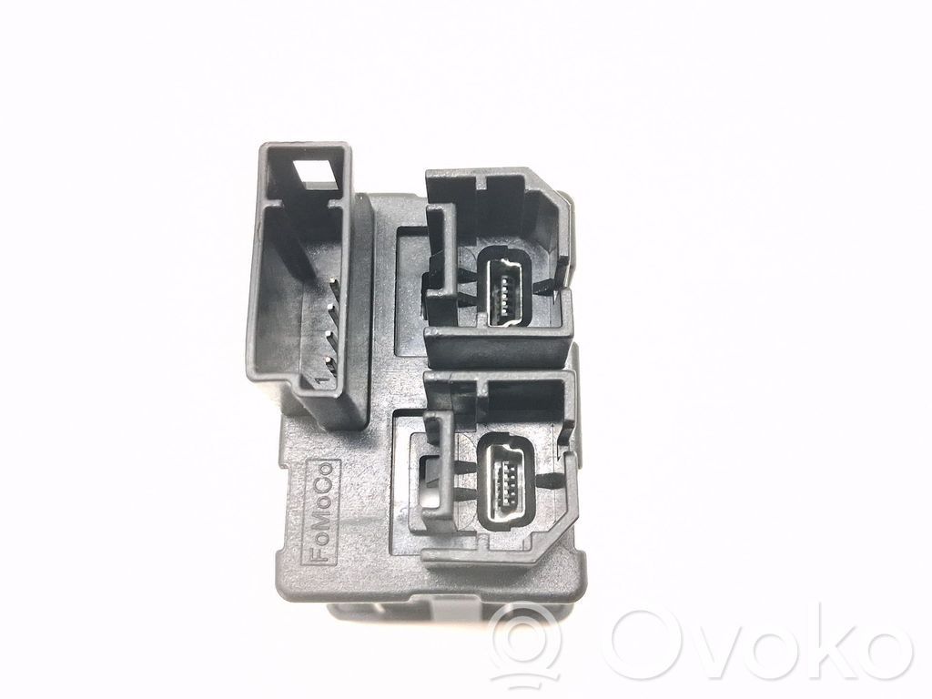 Central body control module   2470665,HS7T14F014AE