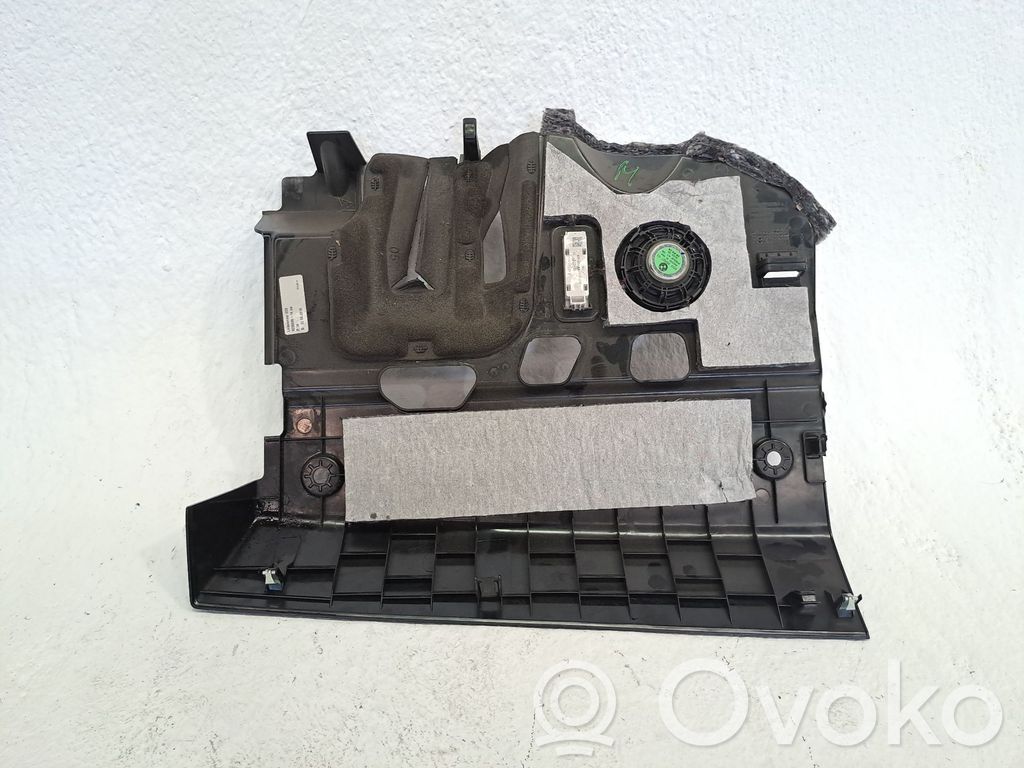 BMW 1 F20 F21 Alte piese de sub caroserie 