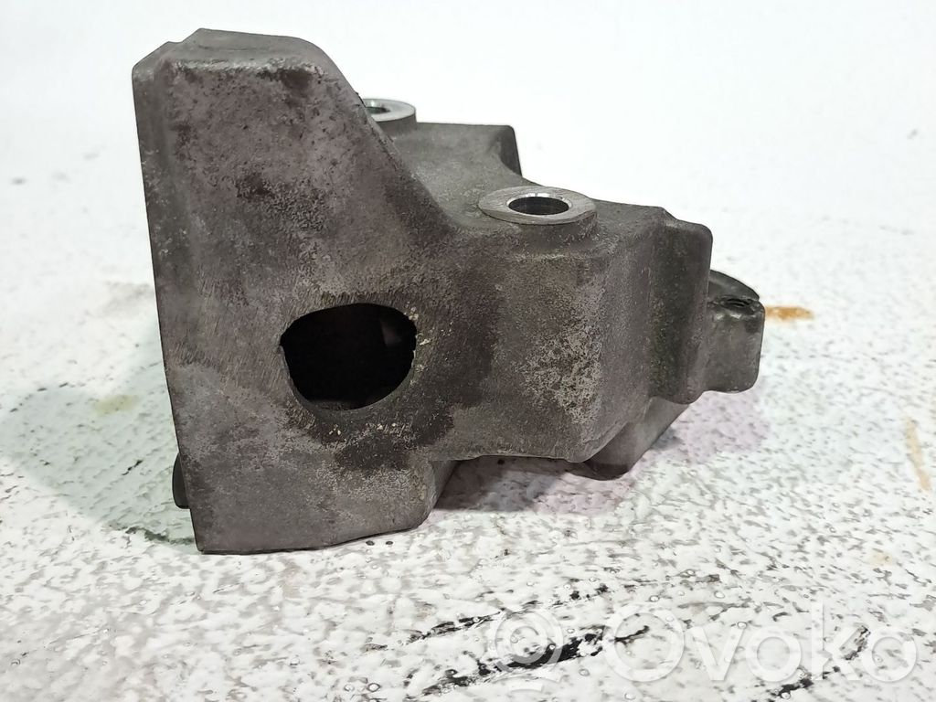 Ferrari 360 Engine mount bracket 