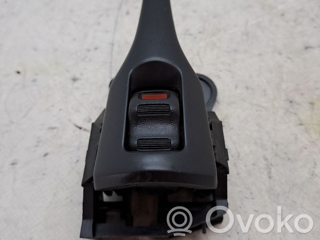 Toyota Verso-S Manecilla interna puerta trasera