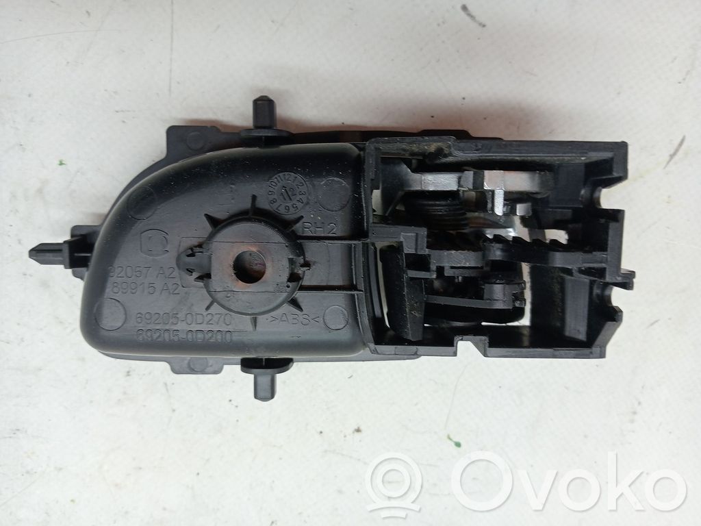 Toyota Auris 150 Manecilla interna puerta trasera 