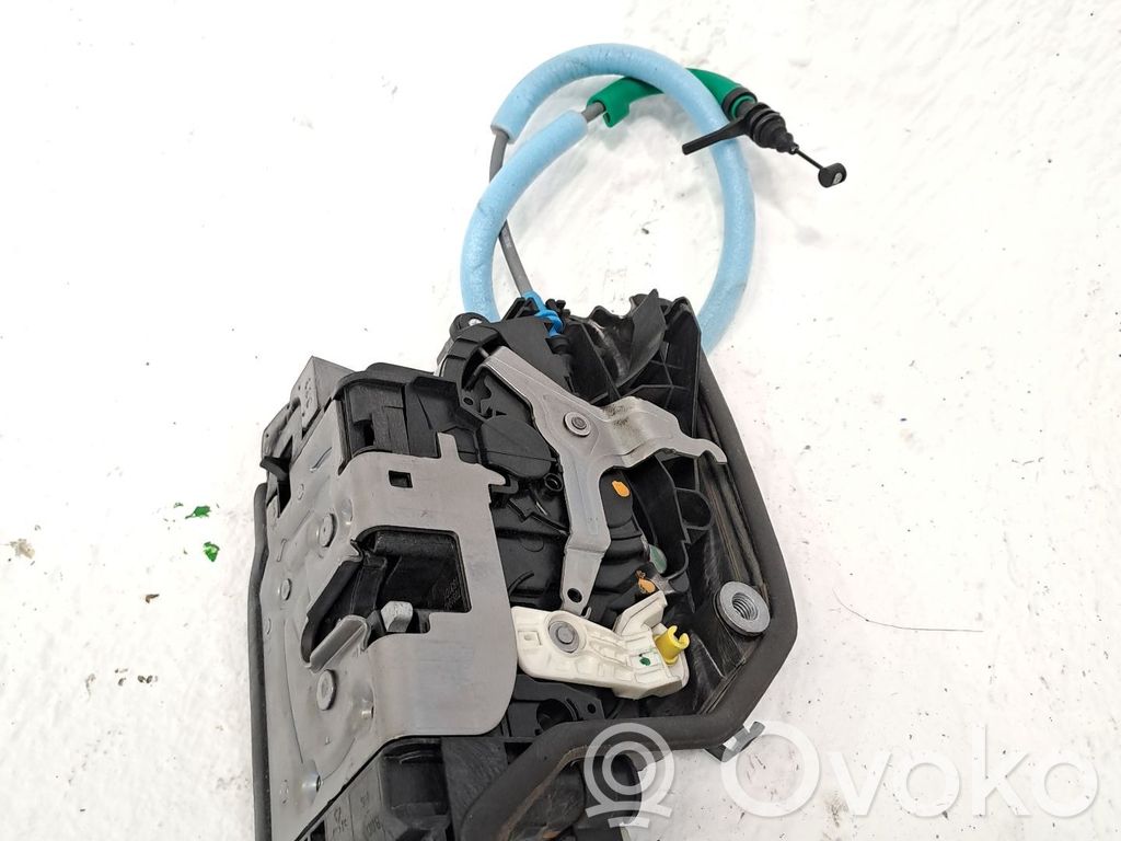 BMW X3 F25 Încuietoare ușă spate 
