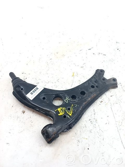 Volkswagen Polo Braccio di controllo sospensione anteriore inferiore/braccio oscillante