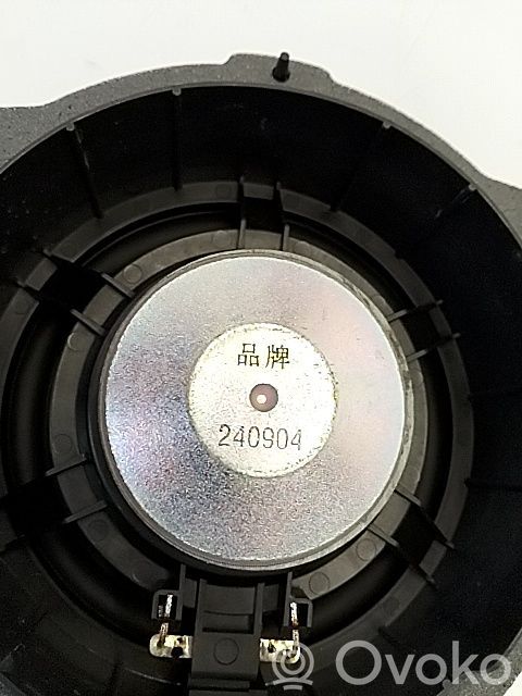 Altavoz de la puerta delantera   703000407AA