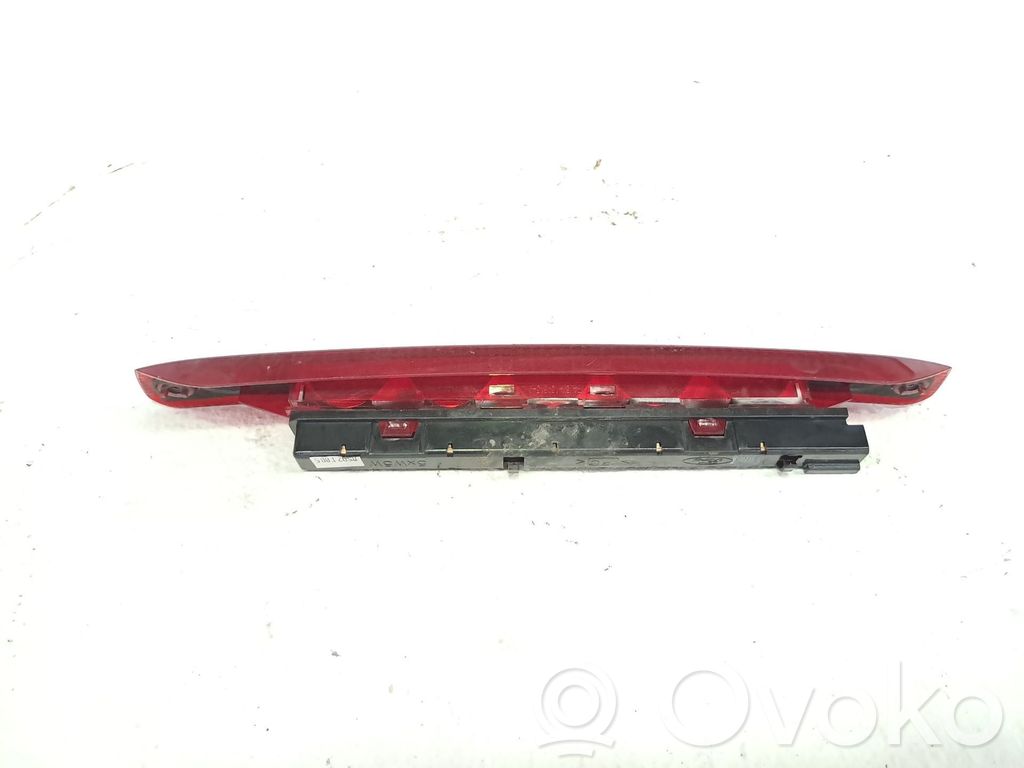 Ford Focus Third/center stoplight 