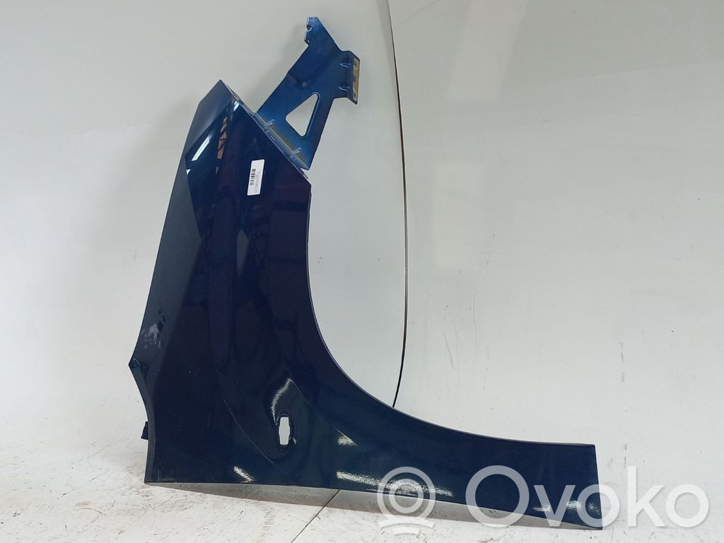 Chevrolet Combo Front arch 