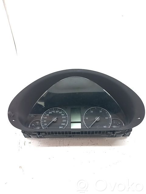 Mercedes-Benz C W203 Tachimetro (quadro strumenti)