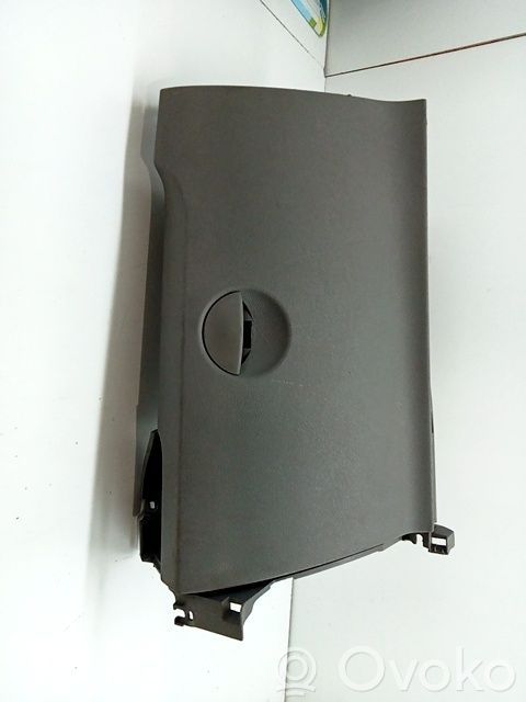 Guantera   685004092R