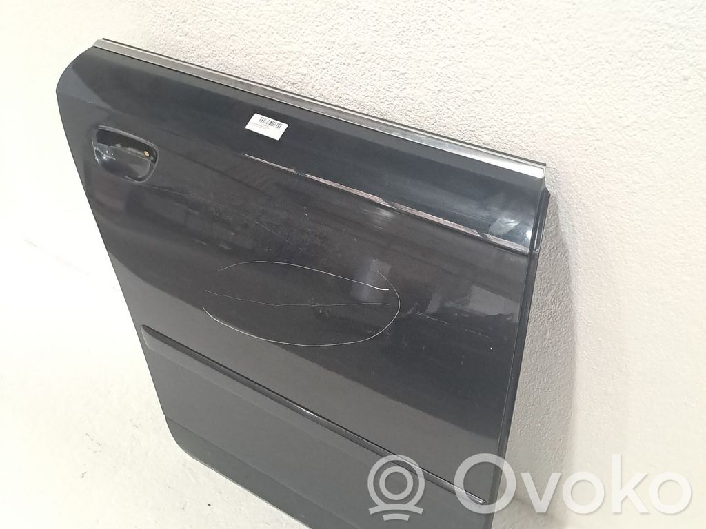 Puerta trasera   3R0833052