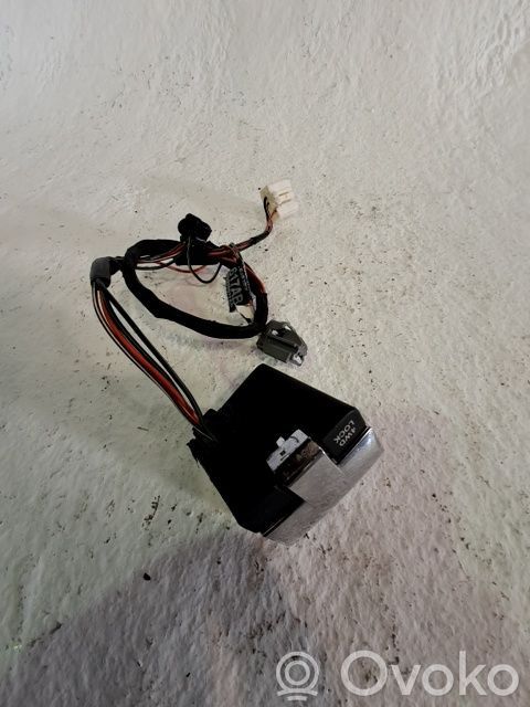Other switches/knobs/shifts   5107932AA