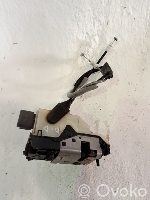 Cerradura de puerta delantera   9136GR