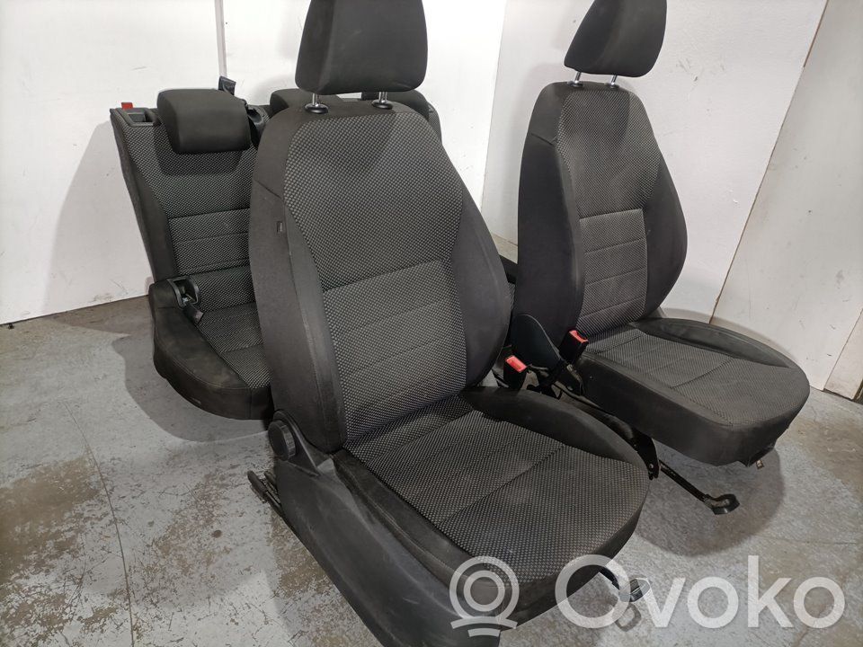 Skoda Octavia Mk3 (5E) Turvatyynysarja paneelilla 