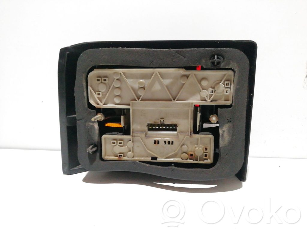Renault 19 Lámpara de faros/luces traseros 