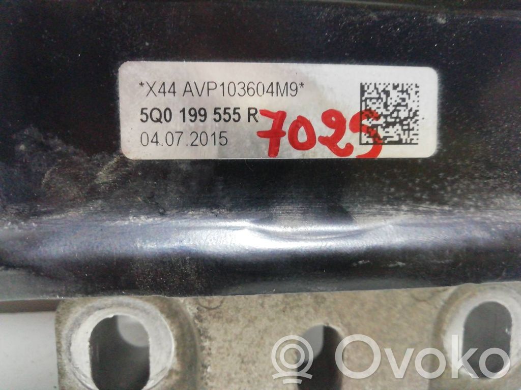 Soporte de montaje del motor   5Q0199555R,5Q0199555R,1717169A