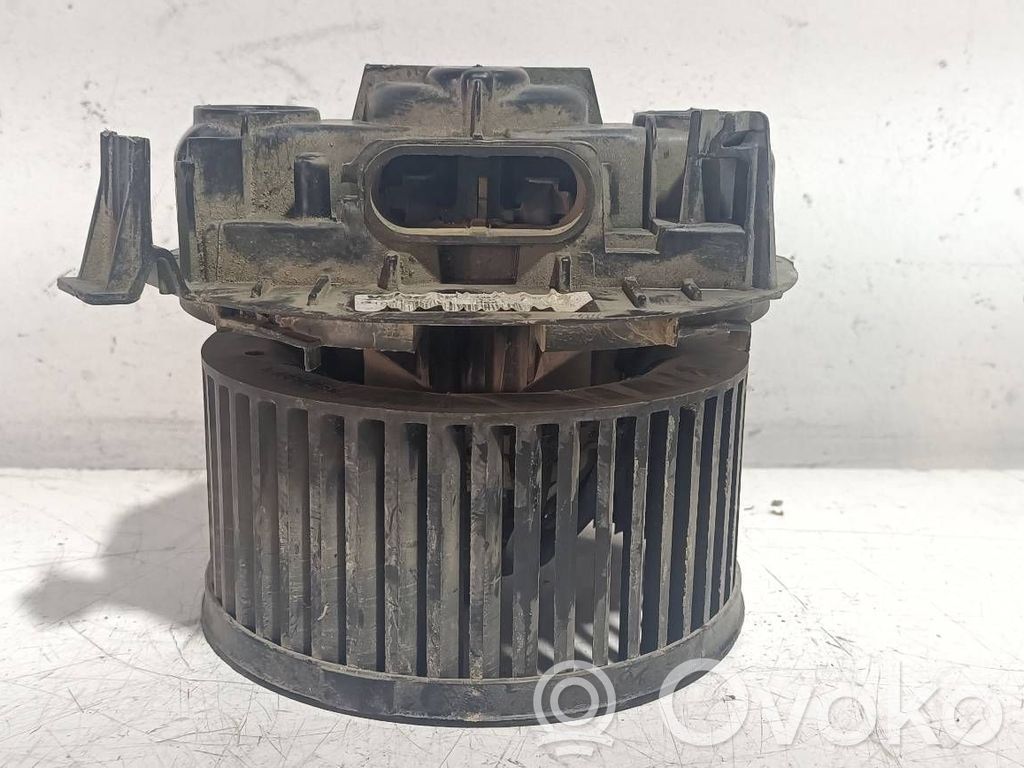 Renault Clio III Heizungslüfter 